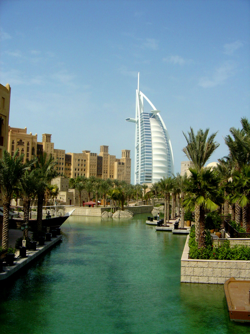 life in dubai as an air hostess